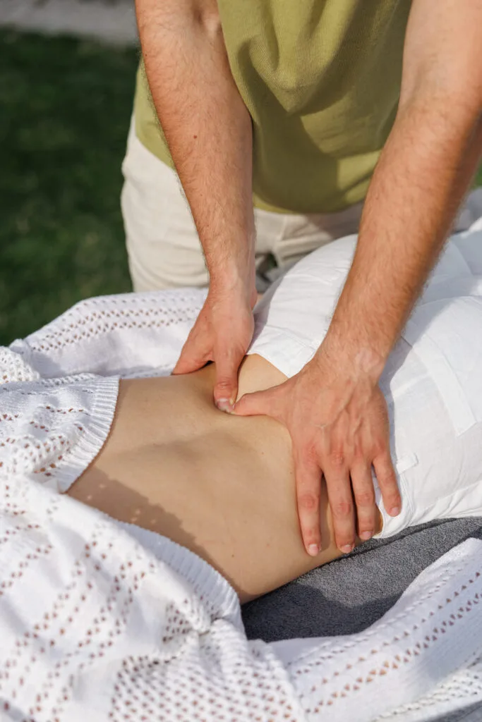 manual therapy lower back treatment in milos physiotherapy